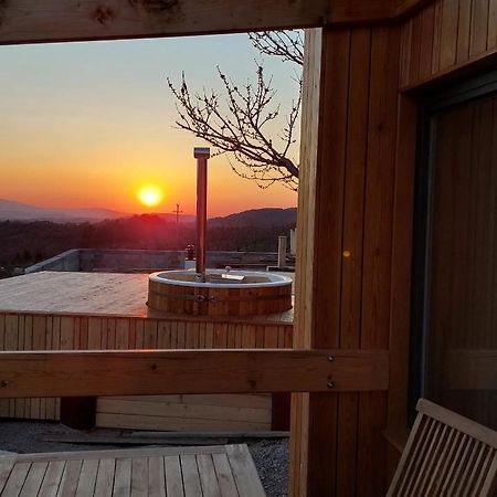Panorama Glamping Vipavska Dolina Apartment Dobravlje Ngoại thất bức ảnh