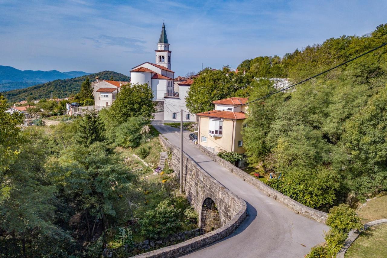 Panorama Glamping Vipavska Dolina Apartment Dobravlje Ngoại thất bức ảnh