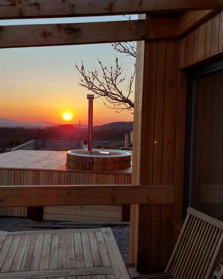 Panorama Glamping Vipavska Dolina Apartment Dobravlje Ngoại thất bức ảnh