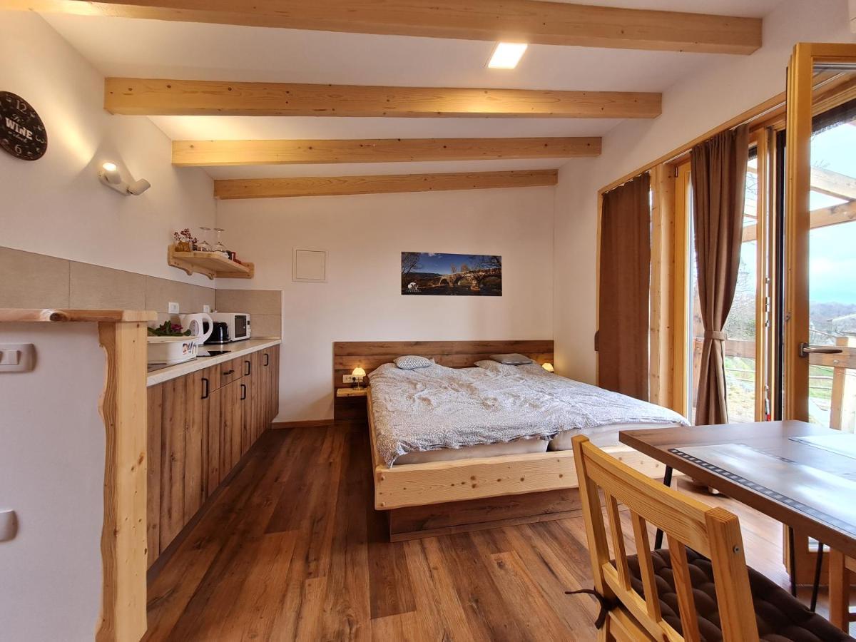 Panorama Glamping Vipavska Dolina Apartment Dobravlje Ngoại thất bức ảnh